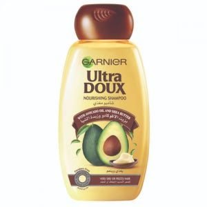 شامبو غارنييه الترا دو مع زيت الأفوكادو وزبدة الشيا للشعر الجاف والمجعد بحجم 600 مل - تغذية وترطيب فائقة